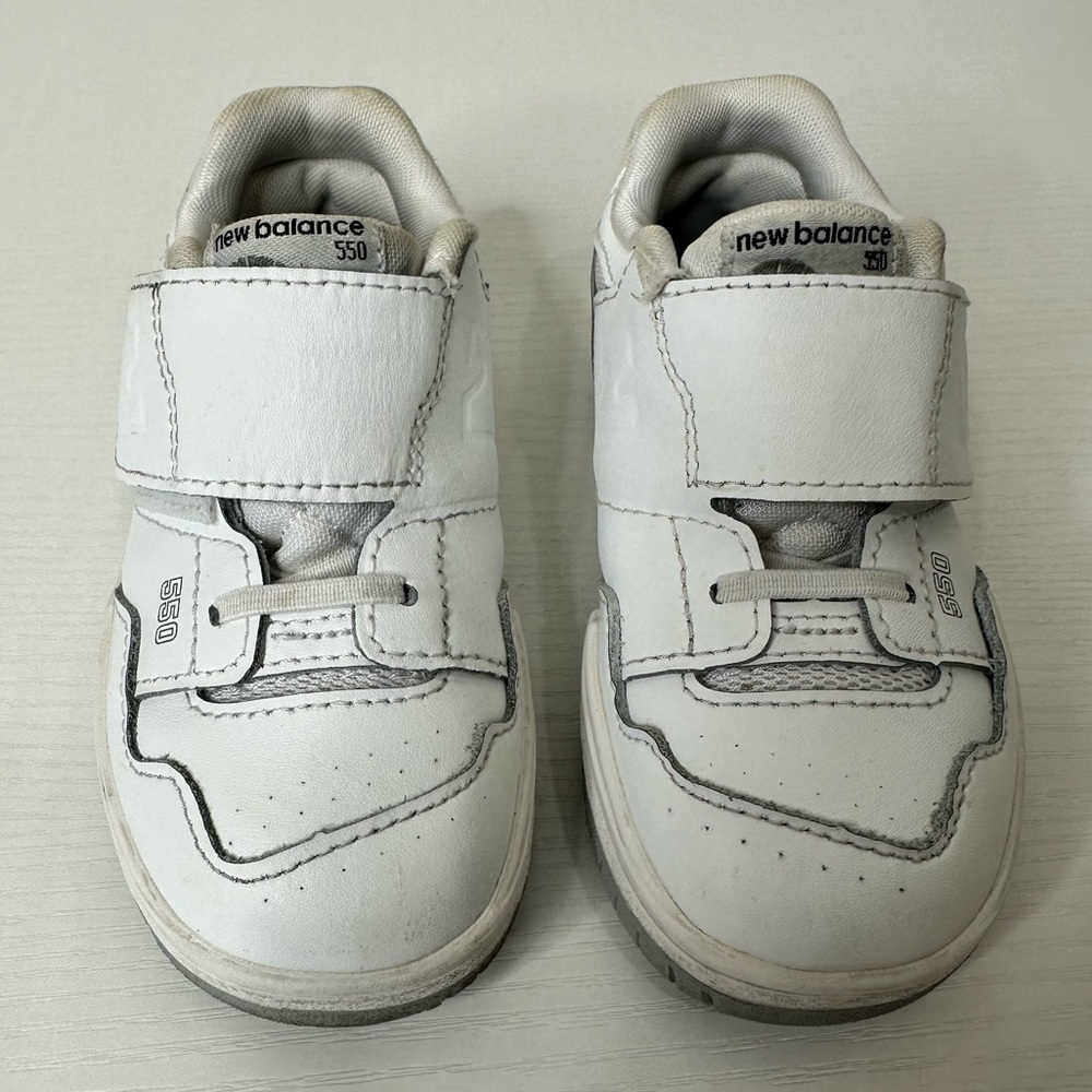 New Balance Kids’ 550 Sneaker Size 9 - Picture 2 of 11